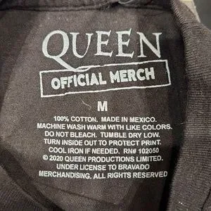 Hot Topic | Tops | Nwt Hot Topic Queen Official Merch Unisex Sz M ...